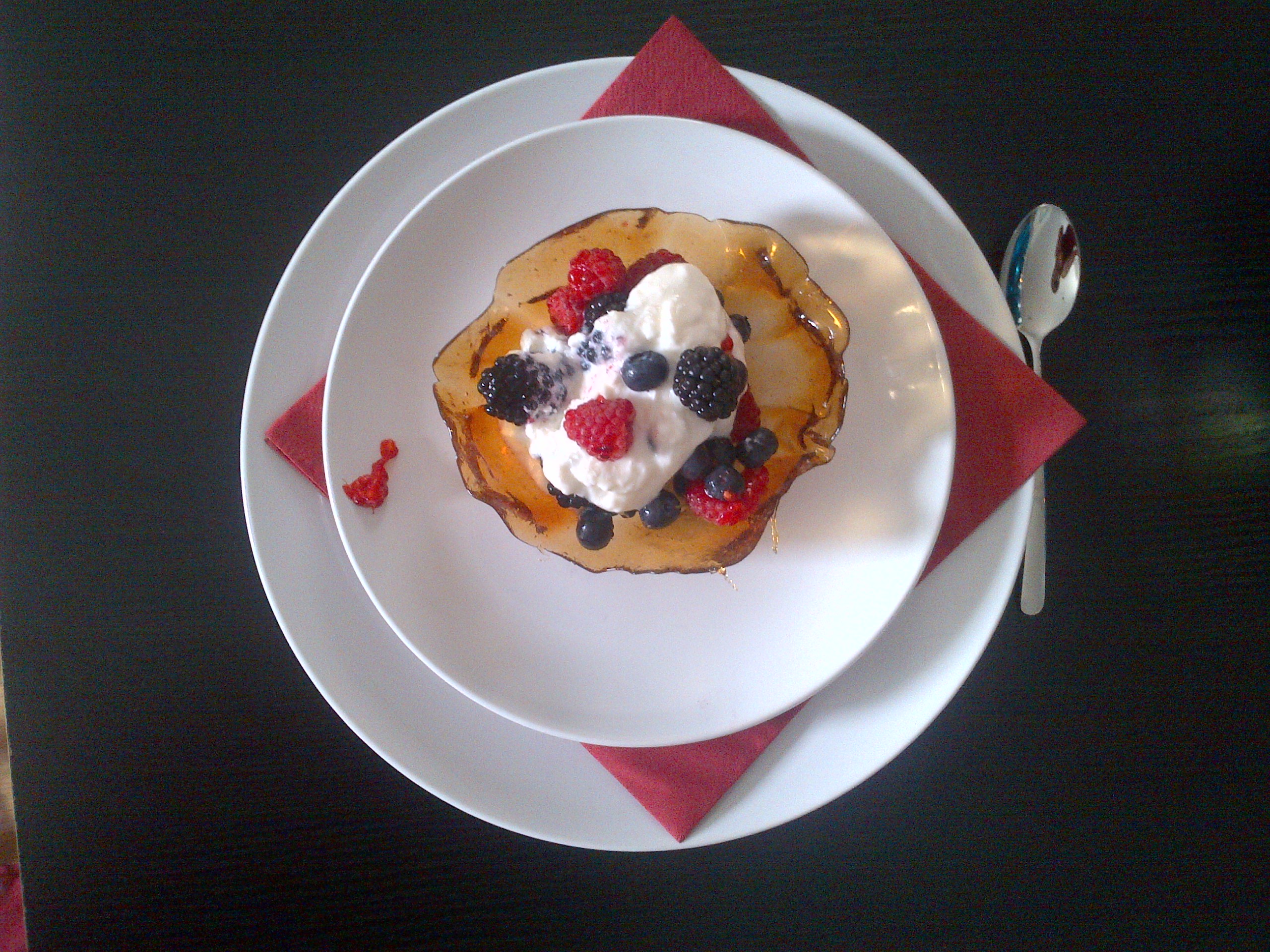 Sugar bowls with yoghurt, blueberries and raspberries (by Karl)